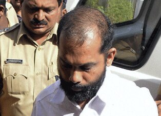 Chief Minister Oommen Chandy arrested in connection with solar panel