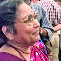 അഭിനയത്തോട് ആവേശം പ്രകടിപ്പിച്ച കലാകാരി
അഭിനയത്തോട് ആവേശം പ്രകടിപ്പിച്ച കലാകാരി