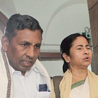 ജനപക്ഷ ബജറ്റ്: മമത 
