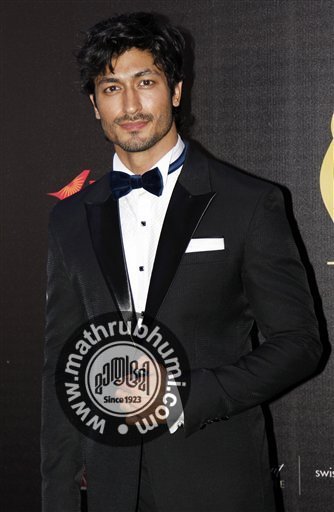 Bollywood actor Vidyut Jamwal arrives on the 'green carpet' for the Jaypee International Indian Film Academy (IIFA) awards held on Saturday June 9, 2012 in Singapore<br/>
 
