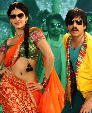 <p><span class='bannertitle'>Balupu movie gallery</span><br /><span class='bannerdescription'>Stills of movie Balupu Starring Ravi teja, Sruthi hassan, Anjali</span></p>