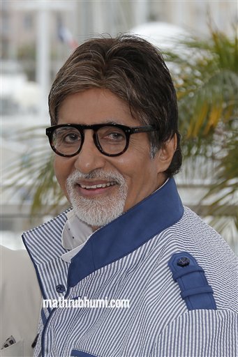 Actor Amitabh Bachchan arrives for the opening ceremony and the screening of The Great Gatsby at the 66th international film festival, in Cannes, southern France, Wednesday, May 15, 2013. (Photo by Joel Ryan/Invision/AP) 
