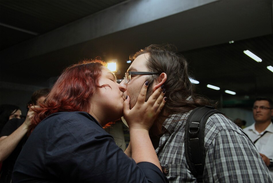 Sex Curitiba in kissing is Curitiba @
