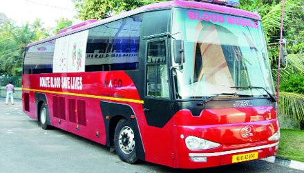  അക്ഷയ മൊബൈല്‍ ബ്ലഡ്ബാങ്ക് ജില്ലയിലെത്തി 
