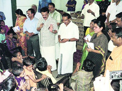വാഗ്ദാനപ്പെരുമഴയില്‍ മന്ത്രി അലിയുടെ ജനസമ്പര്‍ക്ക പരിപാടി