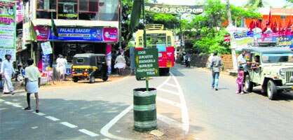 തിരൂര്‍- ചമ്രവട്ടം റോഡ് വീതികൂട്ടല്‍ മന്ദഗതിയില്‍ 